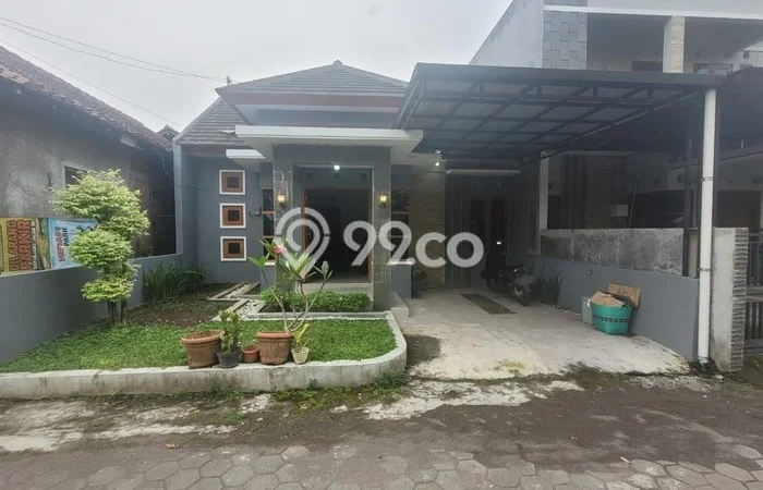 Jual Rumah Strategis Bagus Punya 2 KT di Ngaglik Sleman SHM Jual Rumah Strategis Bagus Punya 2 KT di Ngaglik Sleman SHM