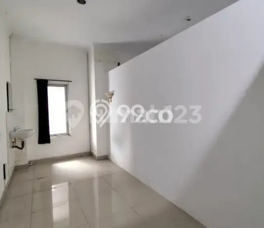 Disewakan Ruko komersial di Gamping luas bangunan 390m2 Disewakan Ruko komersial di Gamping luas bangunan 390m2