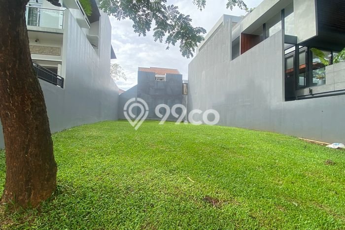 Tanah Dijual di Jakarta Timur Seluas 300m2 Strategis Tanah Dijual di Jakarta Timur Seluas 300m2 Strategis