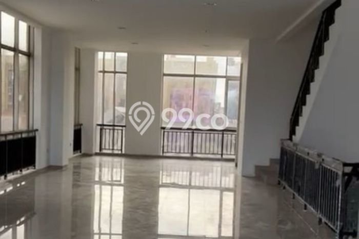 Ruko Dijual di Penjaringan Jakarta Utara dengan Luas Bangunan 450m2 Ruko Dijual di Penjaringan Jakarta Utara dengan Luas Bangunan 450m2