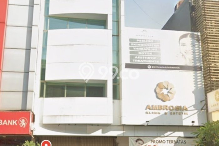 Ruko disewakan lokasi strategis Kelapa Gading Jakarta Utara 306m2 Ruko disewakan lokasi strategis Kelapa Gading Jakarta Utara 306m2