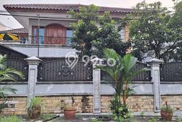 Rumah Mewah LB 600m2 Siap Pakai Desain Elegan di Cinere, Jakarta Selatan Rumah Mewah LB 600m2 Siap Pakai Desain Elegan di Cinere, Jakarta Selatan