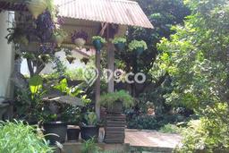 Rumah Mewah LB 300m2 Siap Huni Desain Elegan di Cinere, Jakarta Selatan Rumah Mewah LB 300m2 Siap Huni Desain Elegan di Cinere, Jakarta Selatan