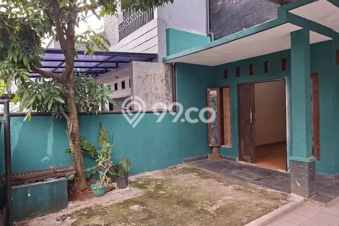 Rumah Disewakan Depok LT 126m2 LB 130m2 Area Tanah Baru Rumah Disewakan Depok LT 126m2 LB 130m2 Area Tanah Baru