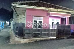 Jual Rumah Strategis Bagus Punya 3 KT di Sawangan Depok SHM Jual Rumah Strategis Bagus Punya 3 KT di Sawangan Depok SHM