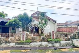 For Sale Rumah Elit Exclusive di Ciputat Timur, Tangerang Selatan For Sale Rumah Elit Exclusive di Ciputat Timur, Tangerang Selatan