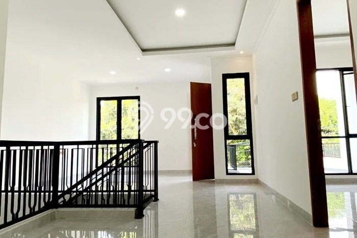 Jual Rumah Luas Elegan Dengan View Cantik di Graha Raya Bintaro, Tangerang Selatan Jual Rumah Luas Elegan Dengan View Cantik di Graha Raya Bintaro, Tangerang Selatan