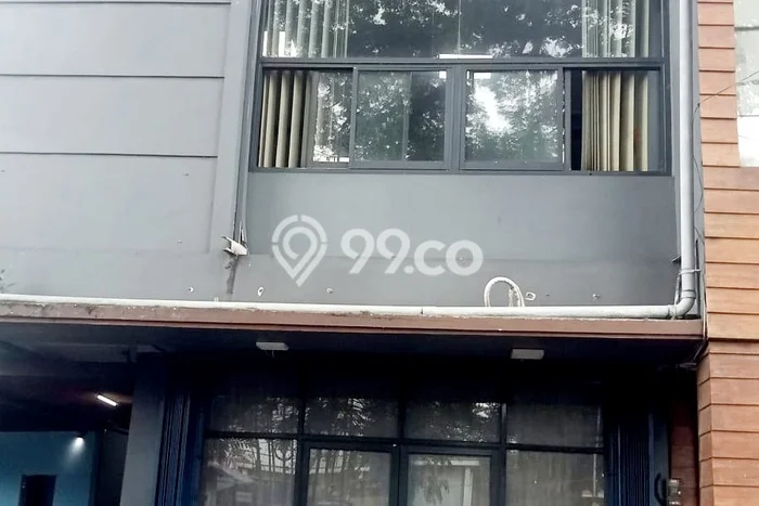 Disewakan Ruko di Pusat Kota Tangerang Selatan Ramai Strategis Disewakan Ruko di Pusat Kota Tangerang Selatan Ramai Strategis