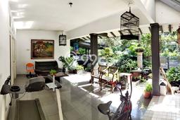 Jual Rumah Luas Megah Dengan View Cantik di Sektor 2 - Bintaro, Jakarta Selatan Jual Rumah Luas Megah Dengan View Cantik di Sektor 2 - Bintaro, Jakarta Selatan