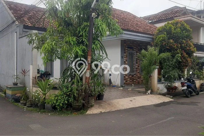 Dijual Rumah 4 Kamar Lokasi Ideal Nyaman dan Strategis di Margahayu Dijual Rumah 4 Kamar Lokasi Ideal Nyaman dan Strategis di Margahayu