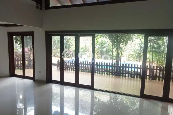 Disewakan Rumah Murah di Terogong Jakarta Selatan dengan 4 Kamar Tidur Disewakan Rumah Murah di Terogong Jakarta Selatan dengan 4 Kamar Tidur