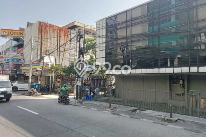 Gudang paling strategis disewakan di Kemayoran Jakarta Pusat Gudang paling strategis disewakan di Kemayoran Jakarta Pusat