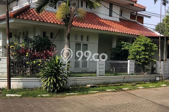 Hunian Elit LB 180m2 Siap Huni Desain Elegan di BSD Nusaloka, Tangerang Hunian Elit LB 180m2 Siap Huni Desain Elegan di BSD Nusaloka, Tangerang