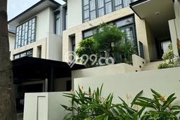 For Sale! Luxury House LT 220m2 Desain Elegan di BSD For Sale! Luxury House LT 220m2 Desain Elegan di BSD