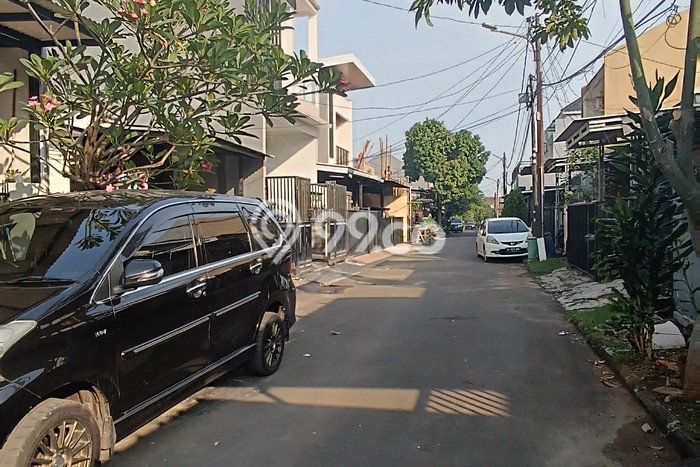 Dijual Cepat Rumah Favorit Siap Huni LB 100m2 di Serpong Utara, Tangerang Selatan Dijual Cepat Rumah Favorit Siap Huni LB 100m2 di Serpong Utara, Tangerang Selatan