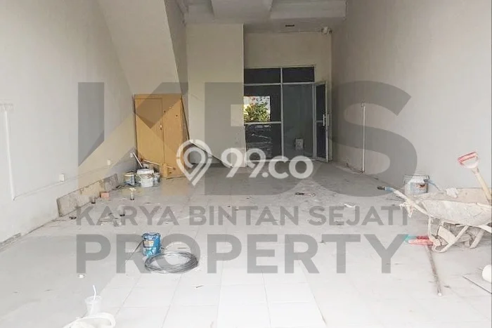 Ruko Disewa di Batam dengan LB 180m2 Area Komersial Ramai Ruko Disewa di Batam dengan LB 180m2 Area Komersial Ramai