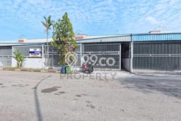 Gudang Disewa di Batam dengan LB 2160m2 Area Komersial Ramai Gudang Disewa di Batam dengan LB 2160m2 Area Komersial Ramai