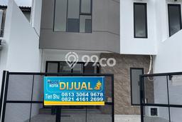 HOT DEAL! Rumah Berkualitas area Manyar, Surabaya, Luas 82m² LB 120m² HOT DEAL! Rumah Berkualitas area Manyar, Surabaya, Luas 82m² LB 120m²