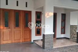 Lokasi terbaik! Rumah siap pakai dikontrakkan di Gedangan LB 300m2 Lokasi terbaik! Rumah siap pakai dikontrakkan di Gedangan LB 300m2