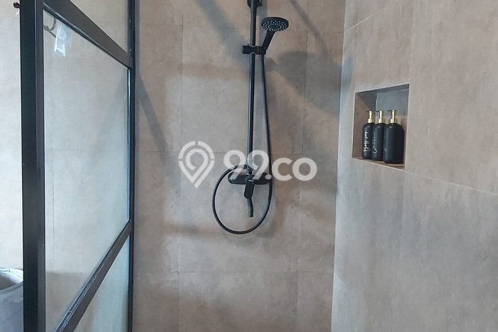 Hunian Impian Keluarga LB 250m2m² Lokasi Tenang di , Gianyar Hunian Impian Keluarga LB 250m2m² Lokasi Tenang di , Gianyar