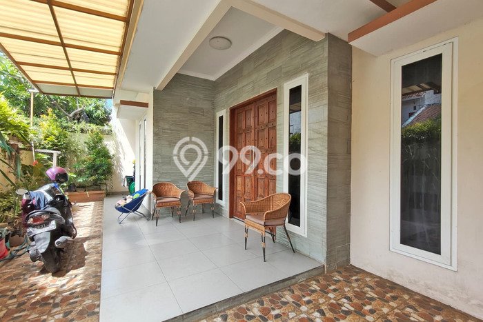 Rumah Asri 5 KT di Kerobokan, Badung - Luas Tanah 200m² Rumah Asri 5 KT di Kerobokan, Badung - Luas Tanah 200m²