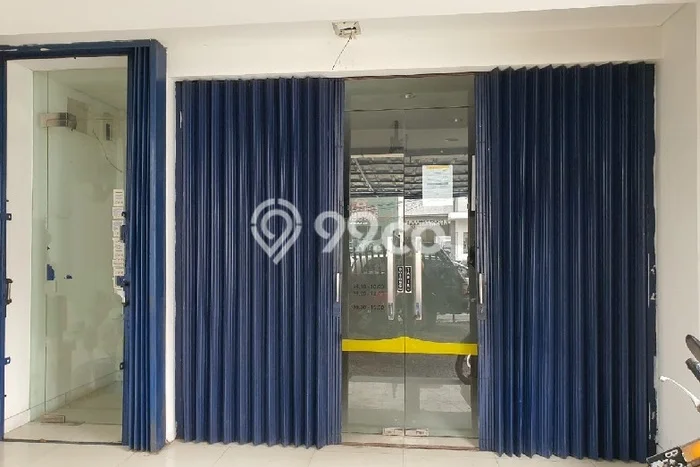 FOR RENT! Ruko di Radio Dalam Cocok untuk Bisnis 437m2 FOR RENT! Ruko di Radio Dalam Cocok untuk Bisnis 437m2