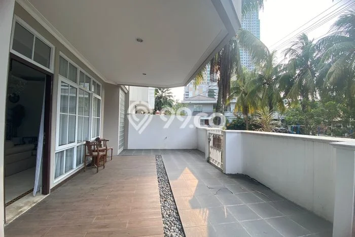 Disewakan Cepat Rumah Kondisi Baik di Area Kebayoran Baru, Jakarta Selatan Disewakan Cepat Rumah Kondisi Baik di Area Kebayoran Baru, Jakarta Selatan