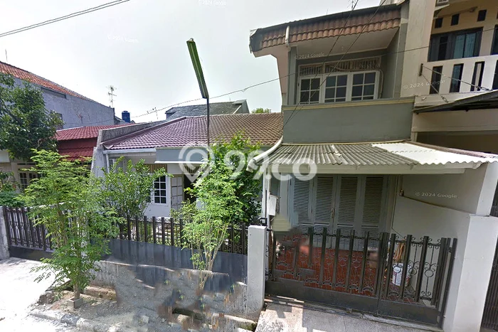 Jual Rumah Bagus Siap Huni LB 180m2 di Pesanggrahan, Jakarta Selatan Jual Rumah Bagus Siap Huni LB 180m2 di Pesanggrahan, Jakarta Selatan