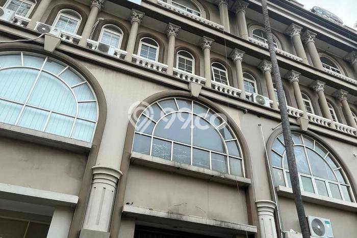FOR RENT! Ruko di Cengkareng Barat Cocok untuk Bisnis 256m2 FOR RENT! Ruko di Cengkareng Barat Cocok untuk Bisnis 256m2