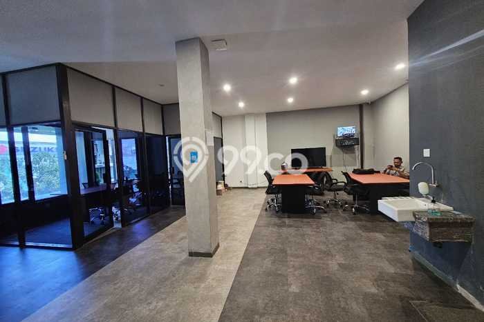 FOR RENT! Ruko di Radio Dalam Cocok untuk Bisnis 290m2 FOR RENT! Ruko di Radio Dalam Cocok untuk Bisnis 290m2