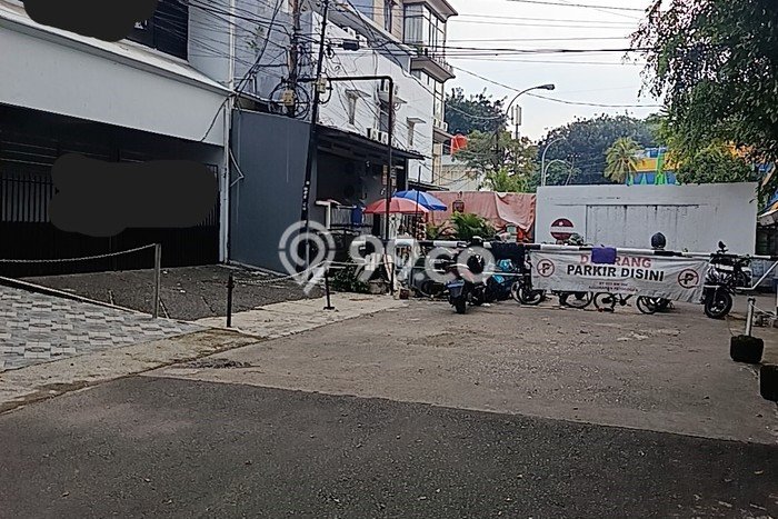 LOKASI STRATEGIS! Ruko Kawasan Kebayoran Baru, Luas 400m2m², Kawasan Komersial LOKASI STRATEGIS! Ruko Kawasan Kebayoran Baru, Luas 400m2m², Kawasan Komersial