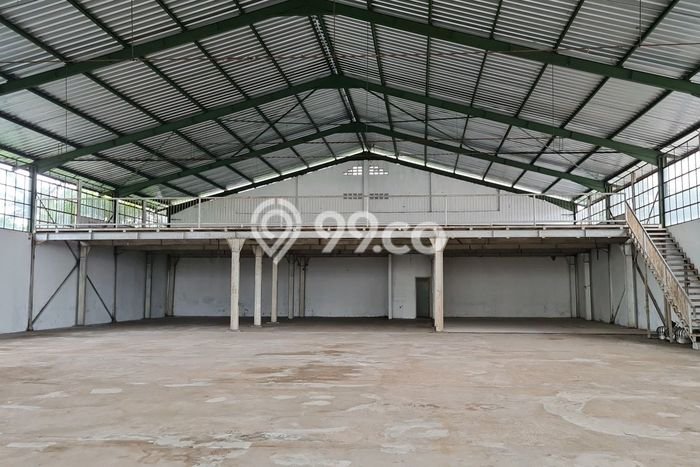 AREA BERKEMBANG! Gudang For Rent Kawasan Garuda, Luas 1045m², Ready Bisnis AREA BERKEMBANG! Gudang For Rent Kawasan Garuda, Luas 1045m², Ready Bisnis