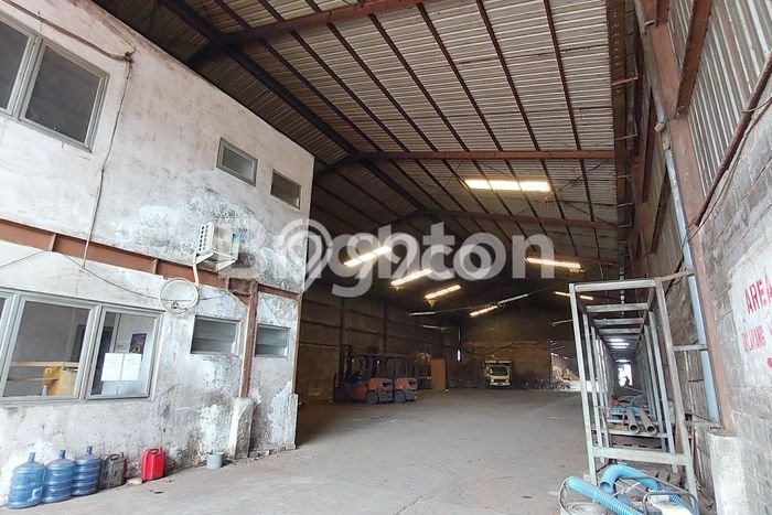 LOKASI SUPER STRATEGIS! Pabrik di Menganti, Luas 4479m2m², Prospek Pembeli LOKASI SUPER STRATEGIS! Pabrik di Menganti, Luas 4479m2m², Prospek Pembeli
