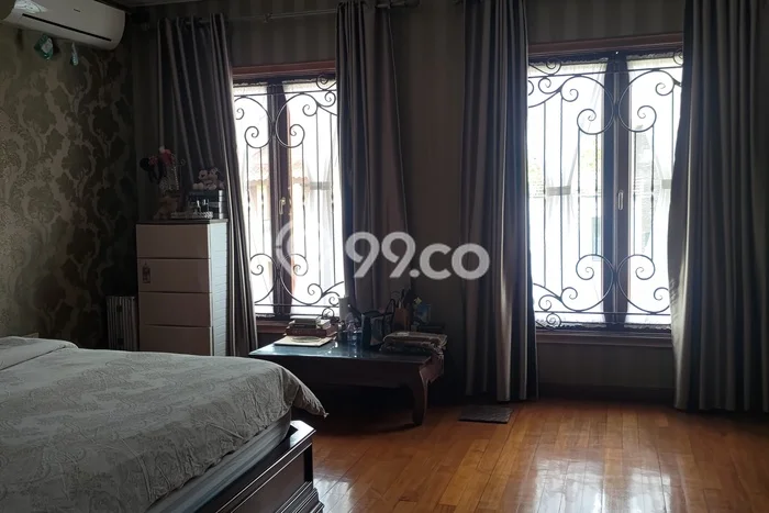 Dijual Rumah Luas Elegan Dengan View Eksklusif di baranangsiang, Bogor Dijual Rumah Luas Elegan Dengan View Eksklusif di baranangsiang, Bogor