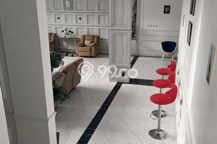 Hunian Kondisi Baik Disewakan di Taman Kencana, Bogor LT 1000m2, LB 700m2 Hunian Kondisi Baik Disewakan di Taman Kencana, Bogor LT 1000m2, LB 700m2