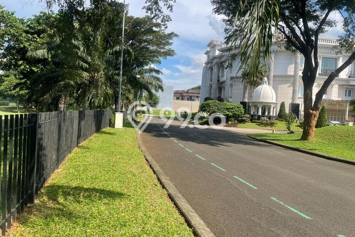 Kavling Tanah untuk Dijual di Summarecon Serpong, Tangerang, Luas 698m2 Kavling Tanah untuk Dijual di Summarecon Serpong, Tangerang, Luas 698m2