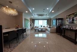 Hunian Apartemen Eksklusif untuk Dijual di Jakarta Selatan dengan 3 BR & 4 Kamar Mandi Hunian Apartemen Eksklusif untuk Dijual di Jakarta Selatan dengan 3 BR & 4 Kamar Mandi