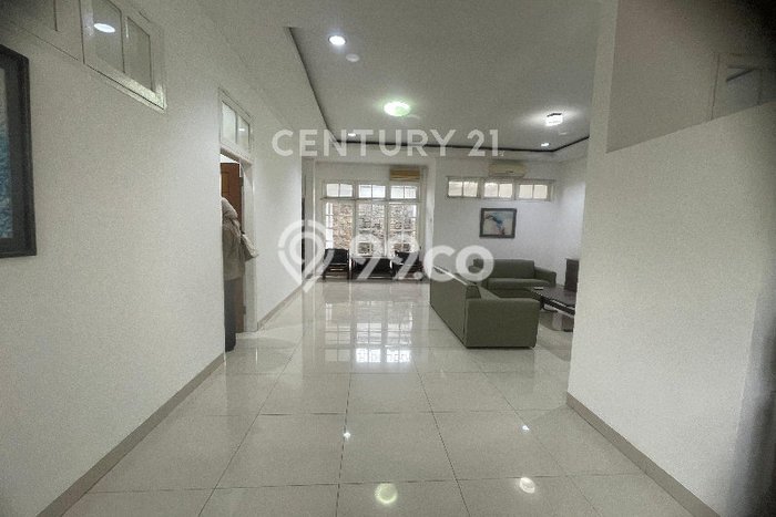 PREMIUM CHOICE! Rumah di Pondok Indah, 3 KM, Lingkungan Asri, LT 200m² Bangunan 225m² PREMIUM CHOICE! Rumah di Pondok Indah, 3 KM, Lingkungan Asri, LT 200m² Bangunan 225m²