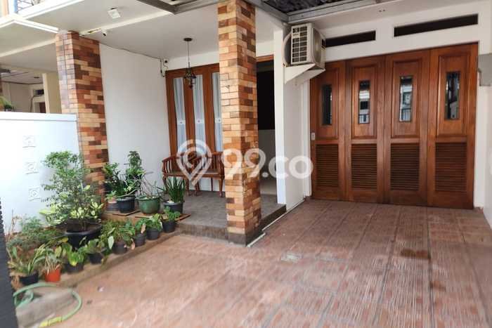 Rumah Tenang di SCBD, 3 KT, LT 111m² LB 222m² Rumah Tenang di SCBD, 3 KT, LT 111m² LB 222m²