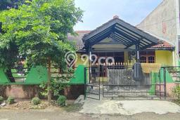 Rumah Hoek Tanah Luas harga di bawah Pasar Rumah Hoek Tanah Luas harga di bawah Pasar