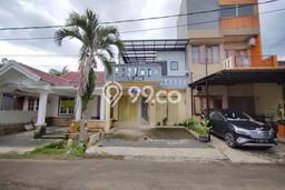 Rumah Sentul City 2.5 Lantai View Gunung Taman Venesia Rumah Sentul City 2.5 Lantai View Gunung Taman Venesia