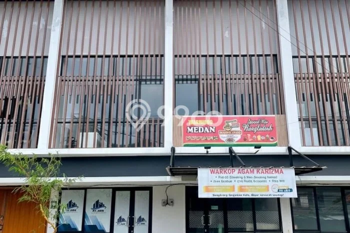 Ruko untuk disewa di Sawangan punya LT 52m2 & LB 86m2 harga sewa kompetitif Ruko untuk disewa di Sawangan punya LT 52m2 & LB 86m2 harga sewa kompetitif