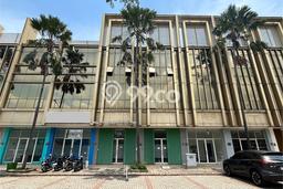 Dijual Ruko di Cengkareng Jakarta Barat LT 135m2 / LB 450m2 Dijual Ruko di Cengkareng Jakarta Barat LT 135m2 / LB 450m2