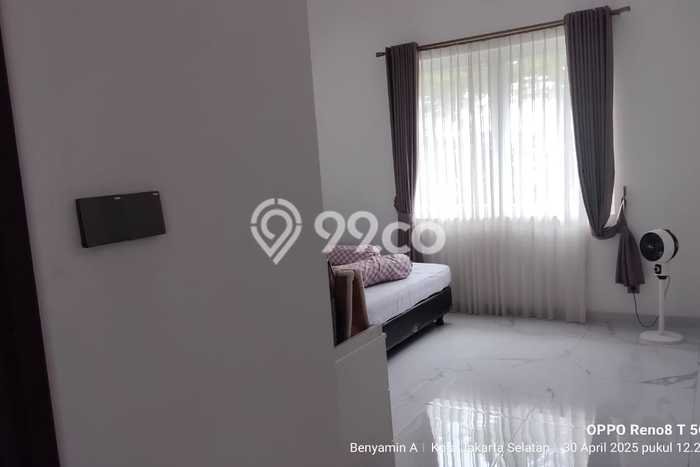 Dijual Rumah Mewah Megah Dengan View Eksklusif di Joglo, Jakarta Barat Dijual Rumah Mewah Megah Dengan View Eksklusif di Joglo, Jakarta Barat