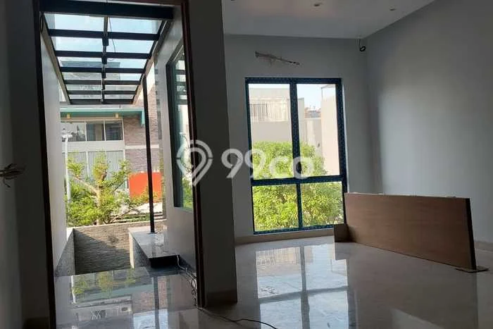 Jual Rumah Mewah Elegan Dengan View Eksklusif di Pantai Indah Kapuk, Jakarta Utara Jual Rumah Mewah Elegan Dengan View Eksklusif di Pantai Indah Kapuk, Jakarta Utara