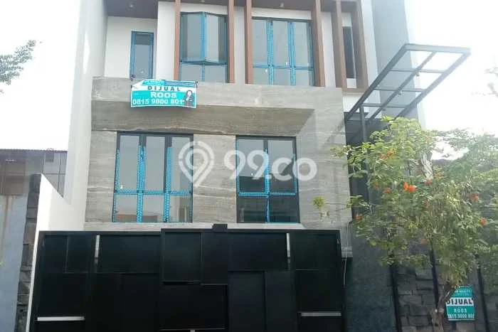 Jual Rumah Mewah Elegan Dengan View Eksklusif di Pantai Indah Kapuk, Jakarta Utara Jual Rumah Mewah Elegan Dengan View Eksklusif di Pantai Indah Kapuk, Jakarta Utara
