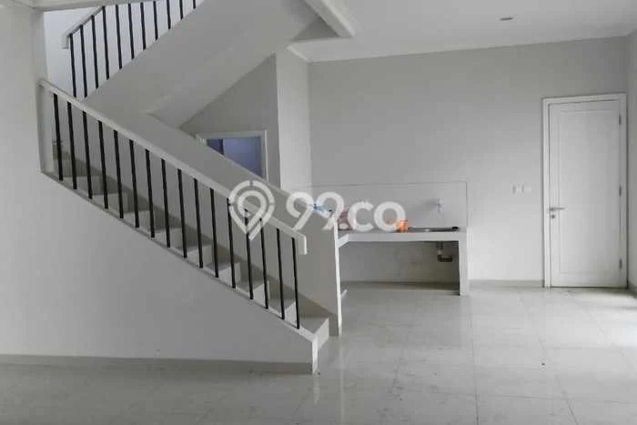 Dijual Rumah Mewah Megah Dengan View Cantik di Suvarna Sutera, Tangerang Dijual Rumah Mewah Megah Dengan View Cantik di Suvarna Sutera, Tangerang