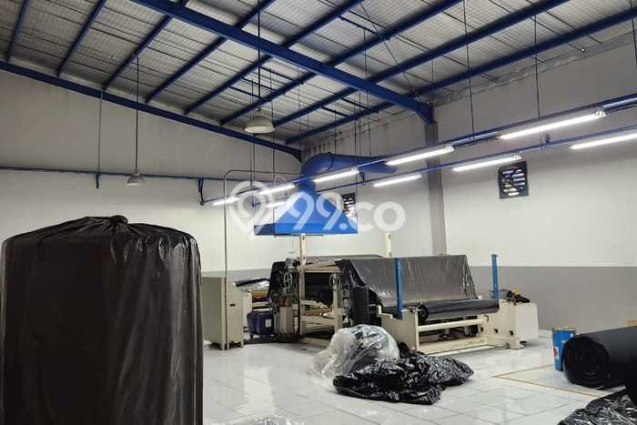 INVESTASI POTENSIAL! Pabrik Kawasan Cikupa, Luas 4000m², Kawasan Komersial INVESTASI POTENSIAL! Pabrik Kawasan Cikupa, Luas 4000m², Kawasan Komersial