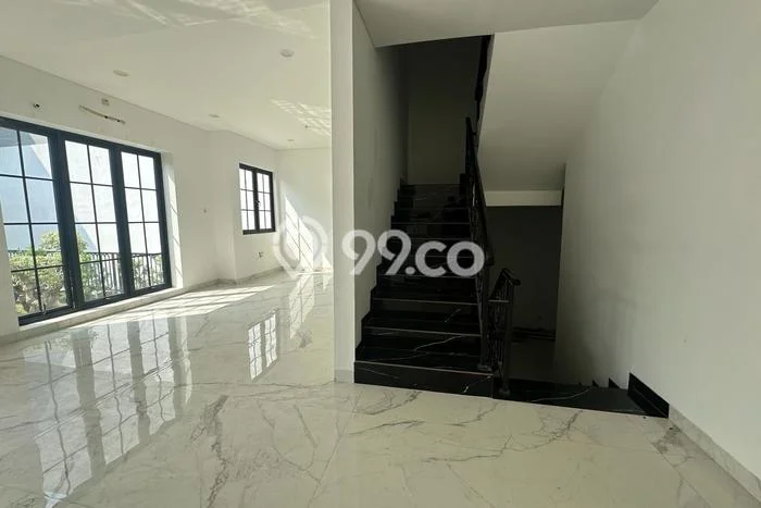 Jual Rumah Luas Megah Dengan View Eksklusif di Pantai Indah Kapuk, Jakarta Utara Jual Rumah Luas Megah Dengan View Eksklusif di Pantai Indah Kapuk, Jakarta Utara