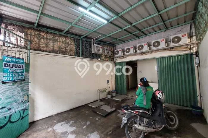 Ruko Bagus Dijual LB 300m2 Lokasi Strategis Jakarta Utara Area Cocok untuk Berbisnis Ruko Bagus Dijual LB 300m2 Lokasi Strategis Jakarta Utara Area Cocok untuk Berbisnis